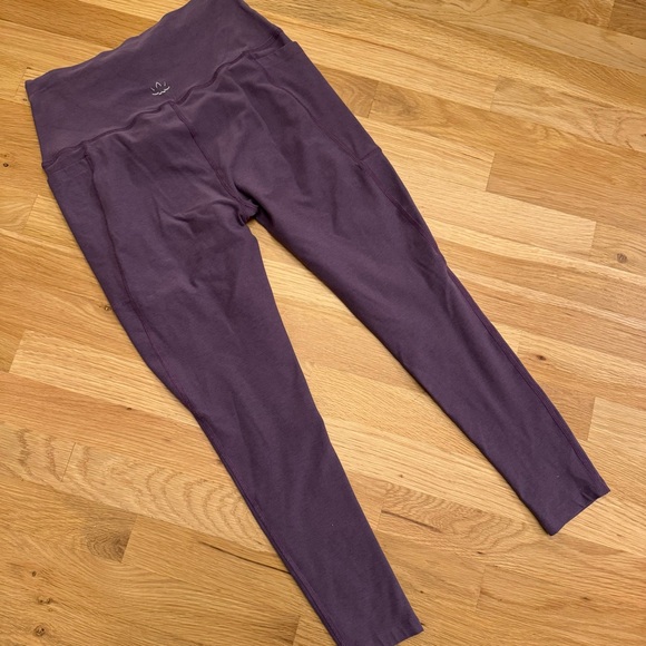 Beyond Yoga Women's Size L - Picture 6 of 15